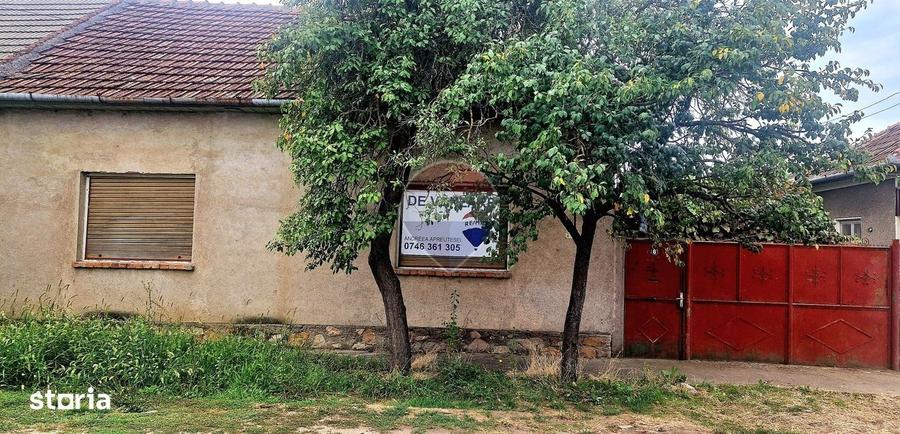 Casă cu 3 camere în Nădab