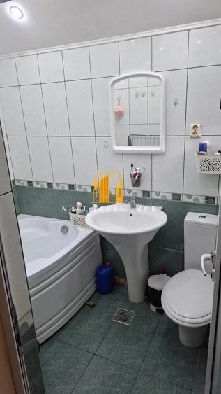 Casă cu Teren 1020 Mp în Moșoaia