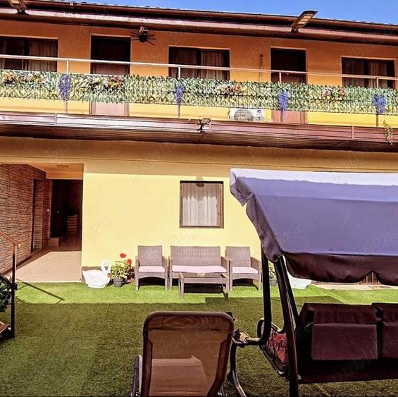 Casă cu 6 camere cu Teren 700 Mp în Eșelnița