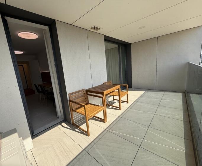 Apartament cu 2 camere semidecomandat, mobilat în Aviației