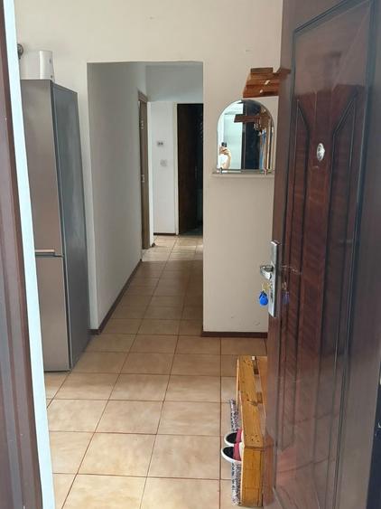 Ap 3 camere Zona Crangasi. Utilat, mobilat. - 3