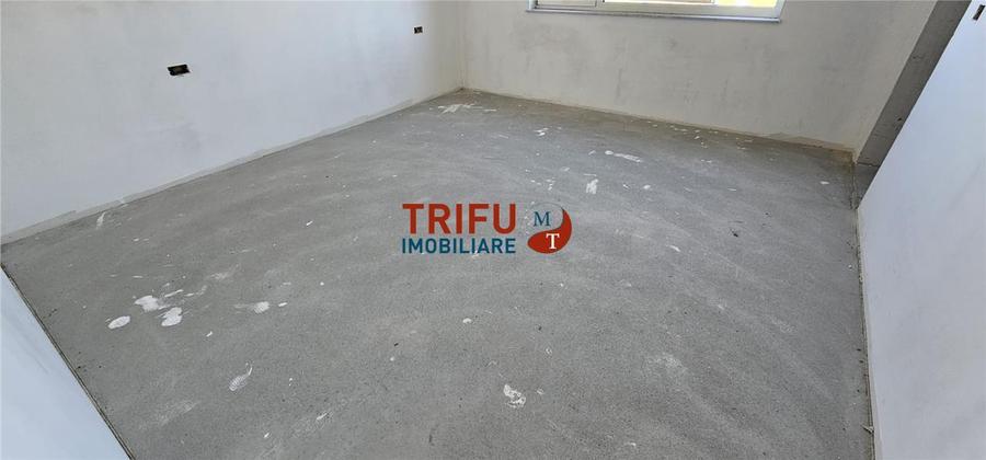 Casă individuală cu 9 camere cu Canalizare în Ciugud