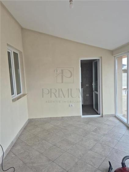 Duplex cu 4 camere cu Canalizare în Ghiroda