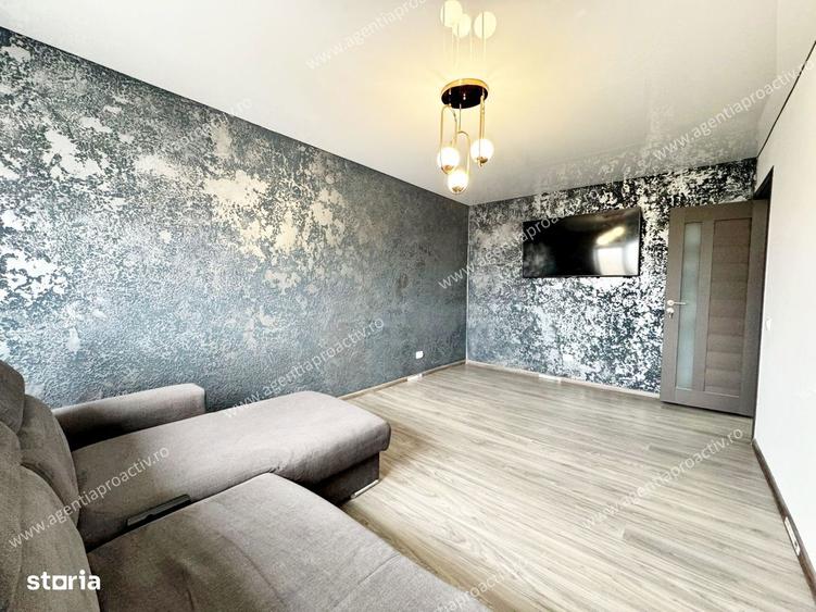 Apartament cu 3 camere decomandat în Siderurgiștilor