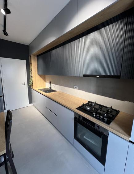 Apartament cu 2 camere decomandat în Berceni