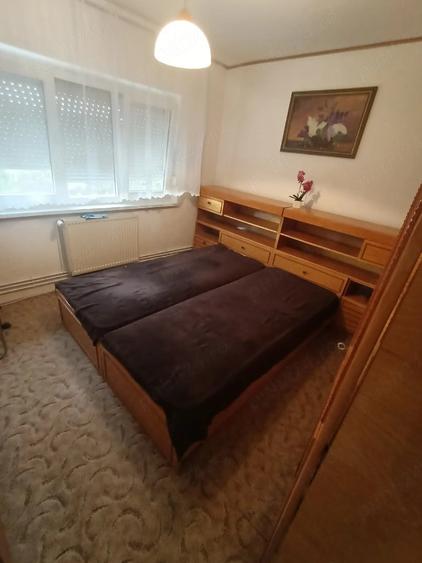 Apartament cu 2 camere decomandat în Aradului