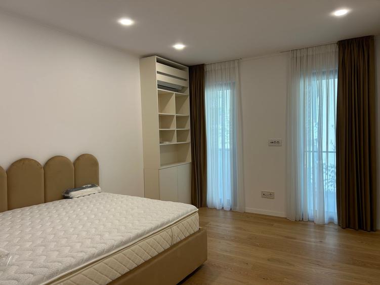Apartament cu 4 camere semidecomandat, mobilat în Dorobanți
