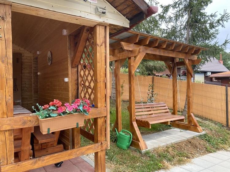 Casă cu 3 camere cu Teren 300 Mp în Moacșa