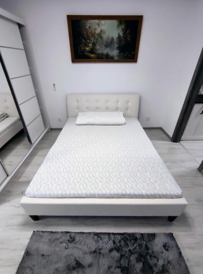 Garsonieră semidecomandată în Titan