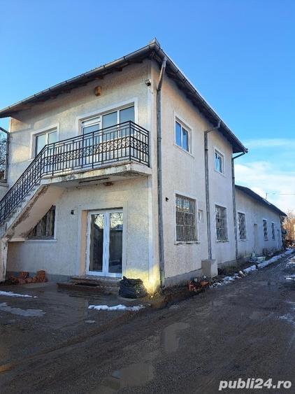 Casă cu Teren 5000 Mp în Titu