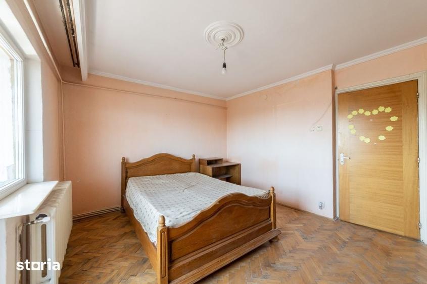 Apartament cu 3 camere în Negru Vodă