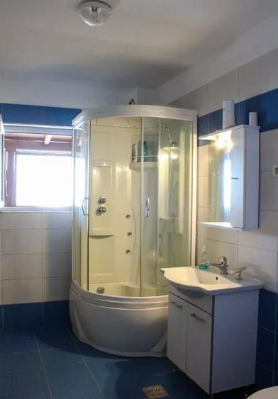 Apartament cu 2 camere decomandat, mobilat în Florești