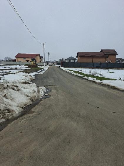 Teren de 1187 mp, în Domnești