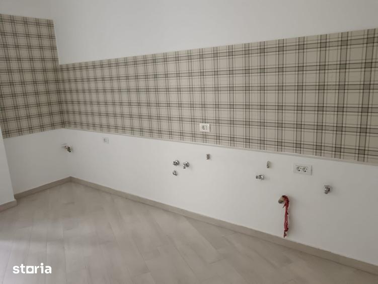 Apartament cu 3 camere în Primăverii
