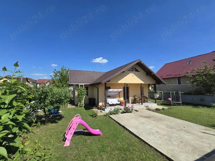 Casă cu 4 camere cu Teren 600 Mp în Valea Lupului