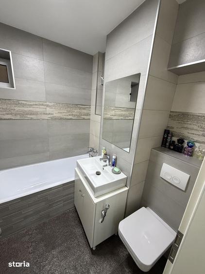 Apartament cu 3 camere în Tudor Vladimirescu
