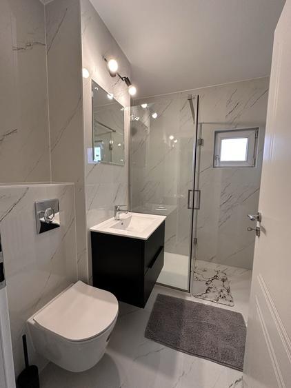 Apartament cu 3 camere decomandat în Iosia