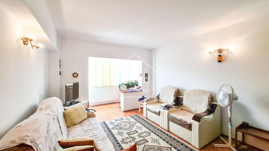 Apartament cu 2 camere decomandat în Astra