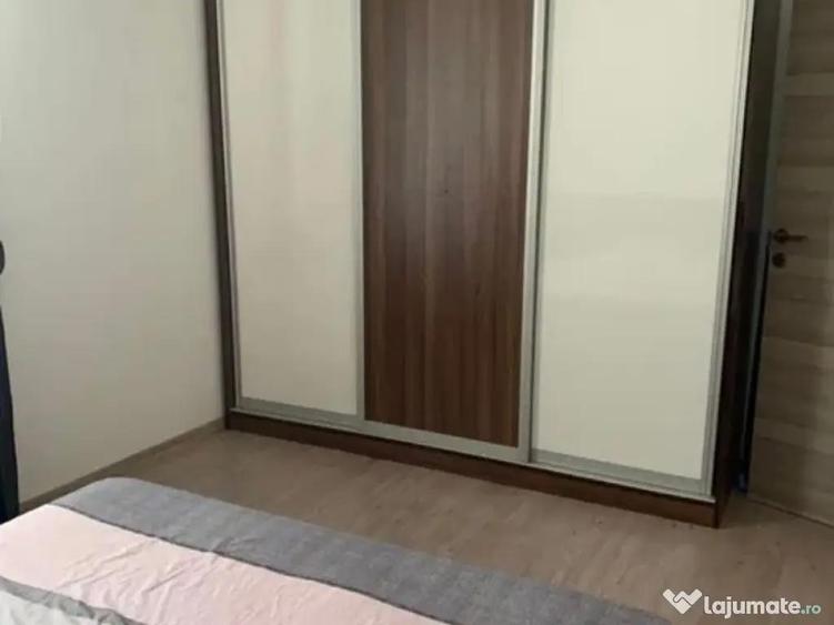 Apartament cu 2 camere semidecomandat, mobilat în Elvila