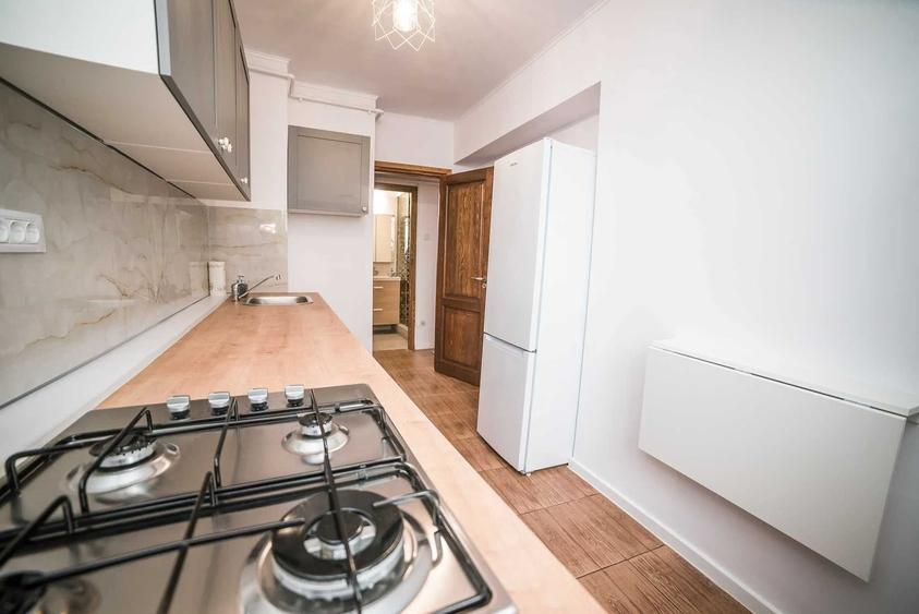 Apartament cu 2 camere decomandat în Exterior Vest