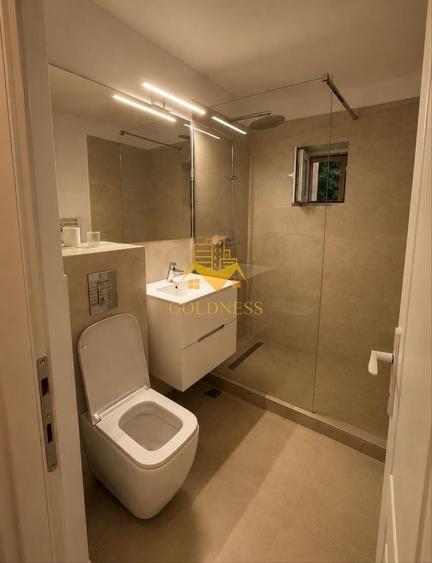 Apartament cu 3 camere decomandat, mobilat în Plopilor