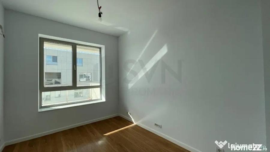 Apartament cu 4 camere semidecomandat în Domenii