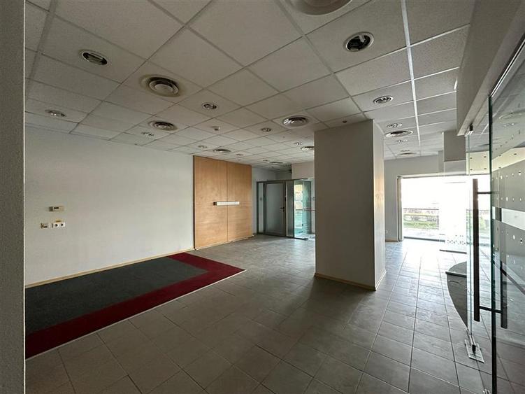 Spațiu comercial, de 130 mp, în Frumoasa
