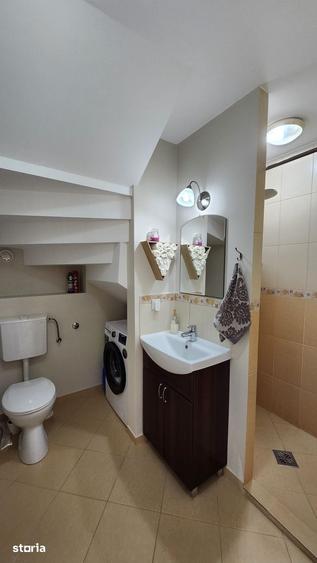 Casă cu 4 camere decomandat cu Teren 379 Mp în Unirii
