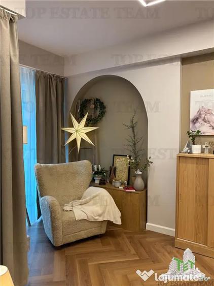 Apartament cu 3 camere decomandat în Central