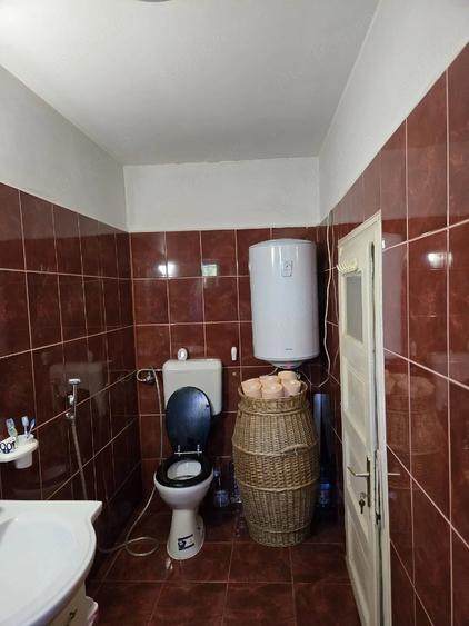 Casă cu 3 camere cu Teren 700 Mp în Central