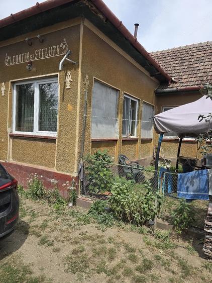 Casă cu 2 camere cu Teren 844 Mp în Uliuc