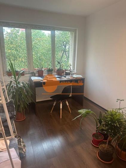 Apartament cu 3 camere semidecomandat, mobilat în Domenii