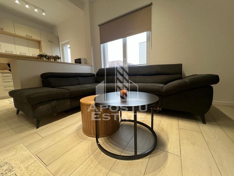 Apartament cu 2 camere semidecomandat în Ghiroda