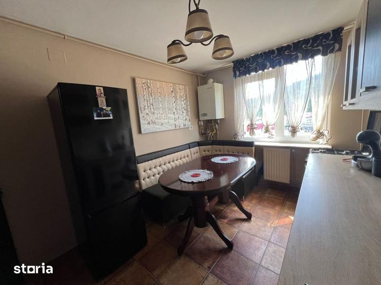 Apartament renovat complet, 69 mp, etaj 8 Zona Semiluna, Darmanest - 16