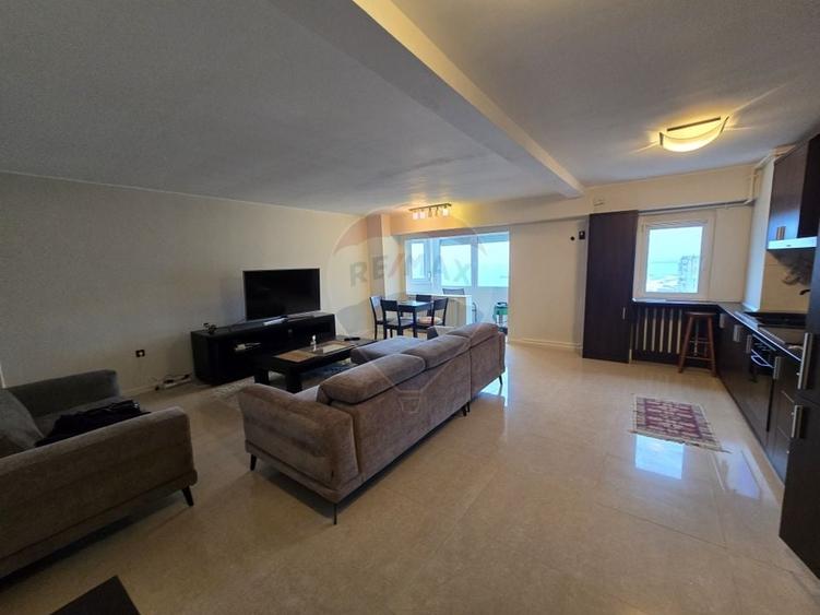 Apartament cu 2 camere decomandat, mobilat în Faleza Nord