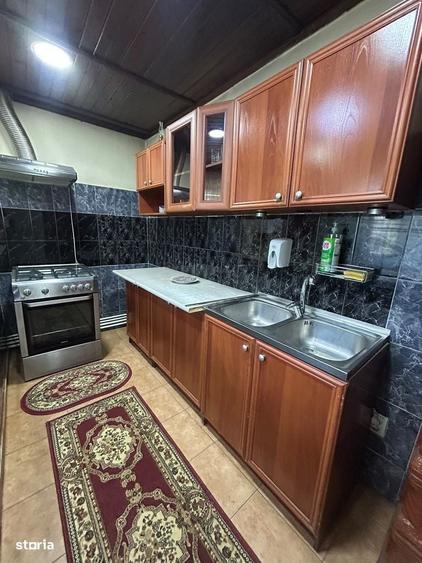 Casă cu 3 camere în Central