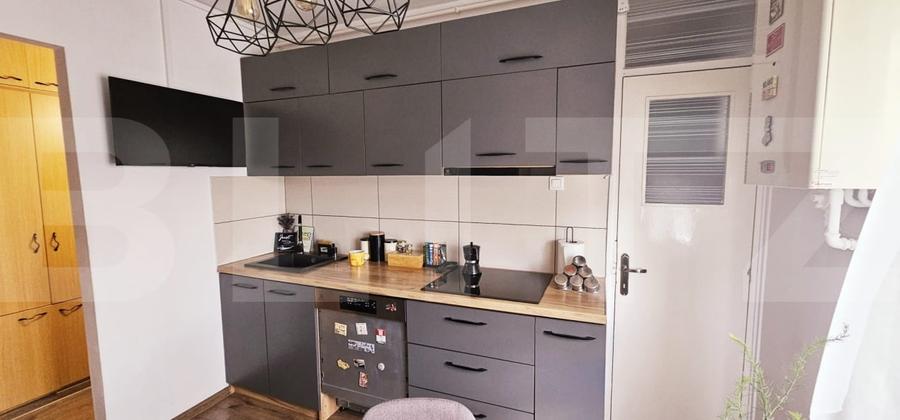 Apartament de vanzare, 2 camere, str. Crangului - 7