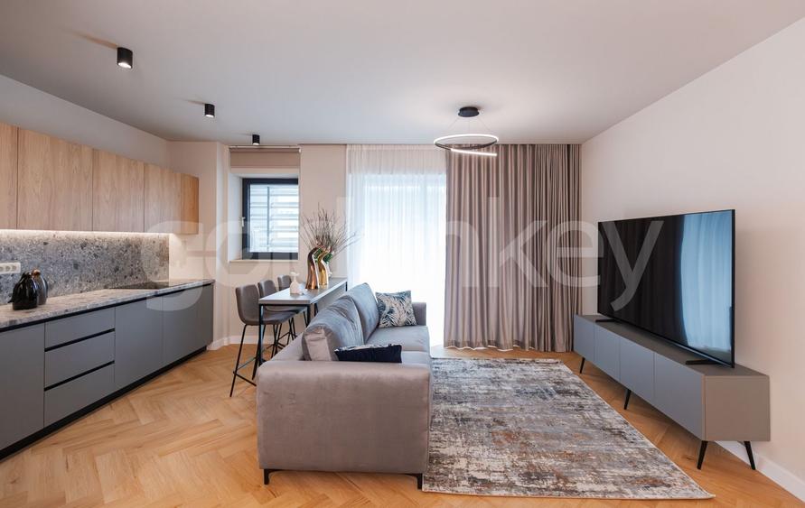 Apartament cu 3 camere decomandat, mobilat în Barbu Văcărescu