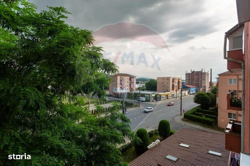 Apartament cu 3 camere de vanzare in zona apreciata - 5