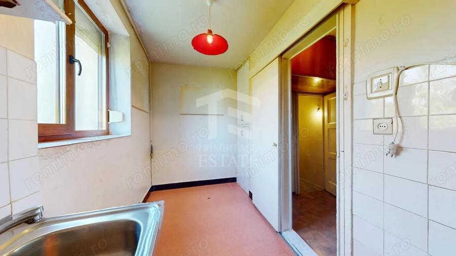 Apartament cu 3 camere semidecomandat în Parcul Circului
