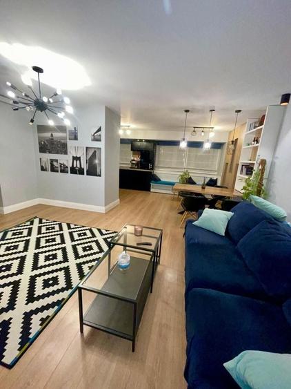 Apartament cu 2 camere semidecomandat, mobilat în Unirii