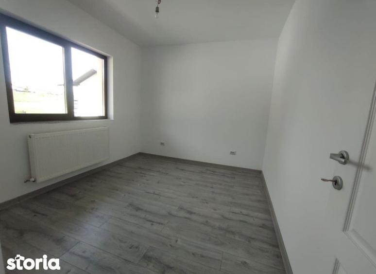 Casă cu 4 camere cu Teren 250 Mp în Miroslava