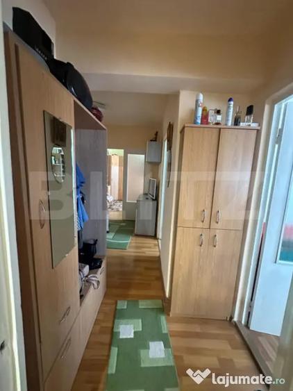 Apartament cu 2 camere decomandat, mobilat în Central