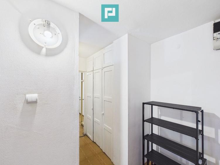 Apartament cu 3 camere decomandat, mobilat în Rogerius