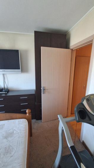 Apartament cu 3 camere decomandat în Centrul Civic