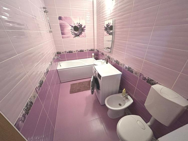 Apartament cu 2 camere decomandat, mobilat în Central