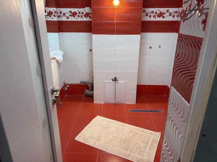 Apartament cu 4 camere decomandat în Central