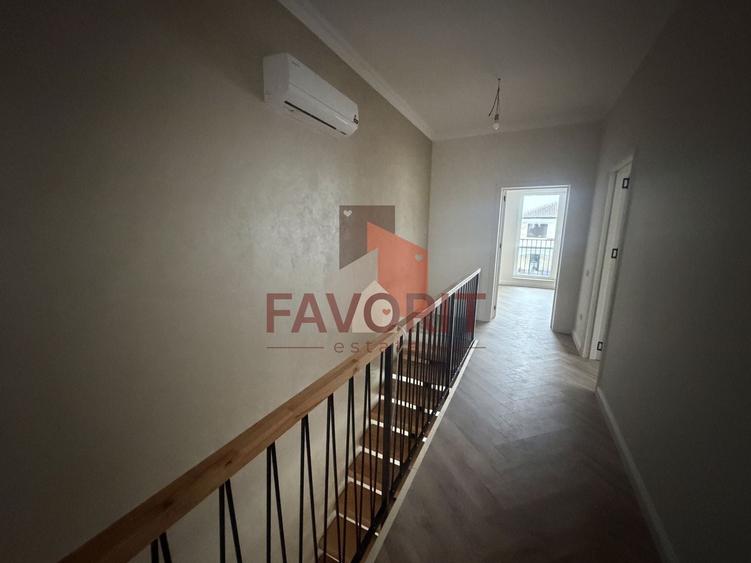 Duplex cu 4 camere cu Canalizare în Dumbrăvița