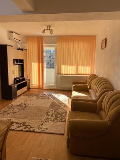 Apartament cu 2 camere, mobilat în Central