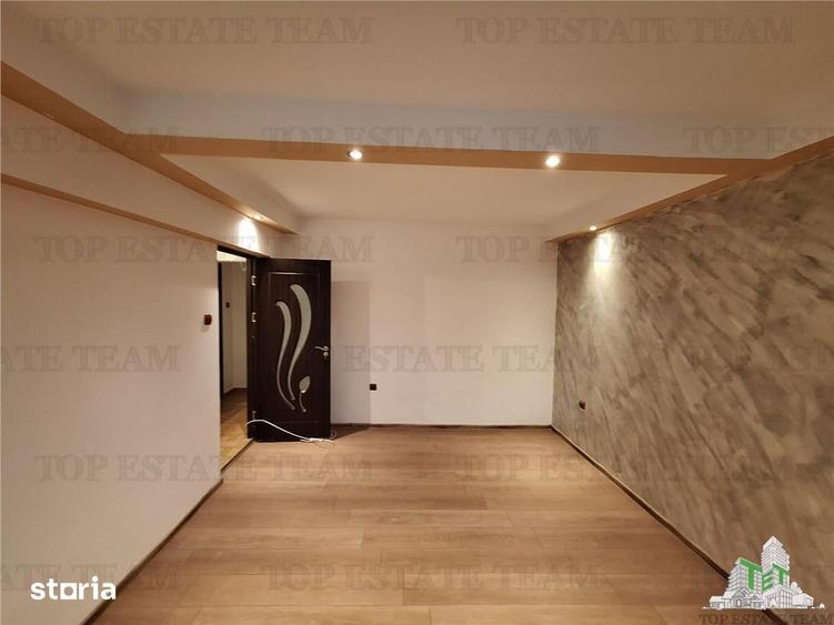 Apartament cu 3 camere decomandat în Obor